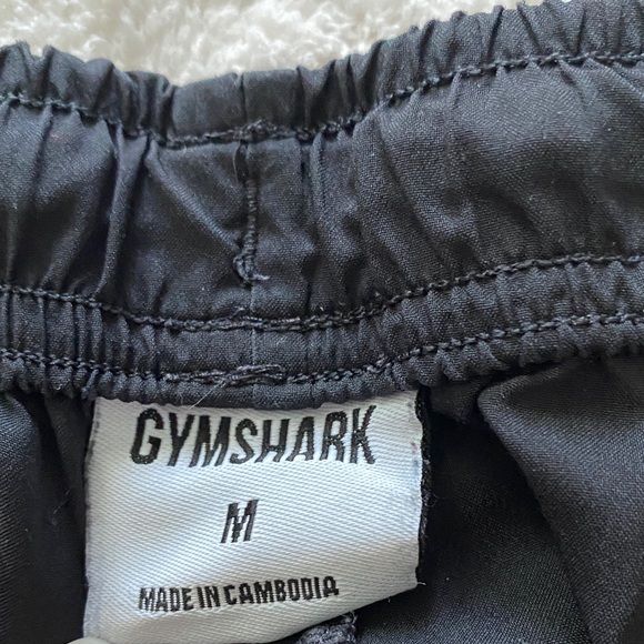 Gymshark Men's Athletic Black Shorts 5” - Picture 2 of 4